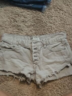 Free People Cream Button-Front Distressed Denim Shorts